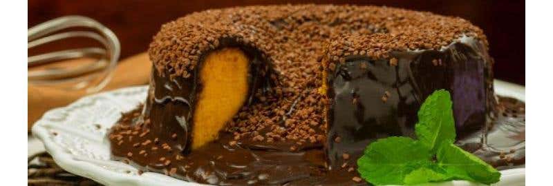 Receita: Bolo de Cenoura Vulcão